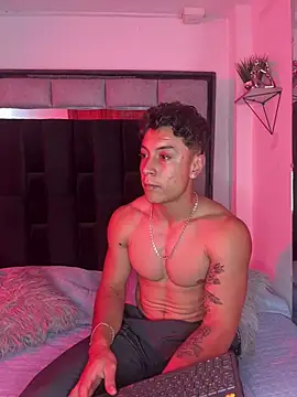 Chatroom XXX en direct de MR_MUSCLE