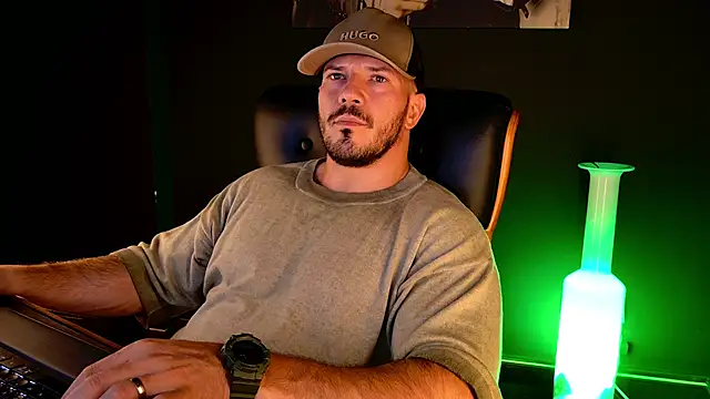 XXX chat uživo modela AngeloEric