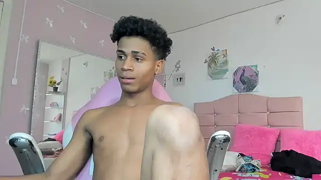 XXX chat uživo modela Santy_bigcock_01