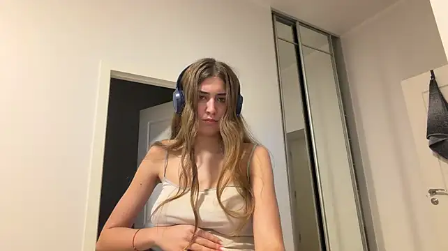 Show modela MarleenHaynie na web-kameri