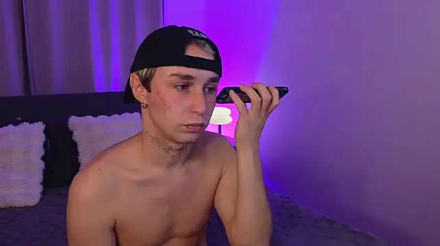 e1v1s' Live XXX Chat