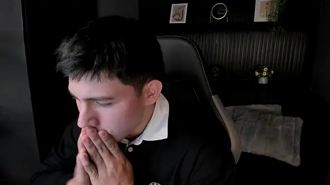 Webkamerová show JamesCr_