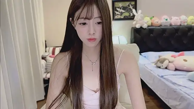Evacute-top Chat XXX live