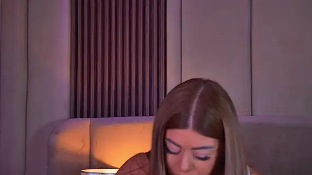 StephanieYves 라이브 XXX 채팅