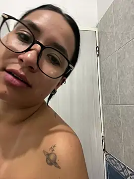 Val12777's Live XXX Chat