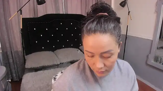 gaby_trent XXX чат на живо