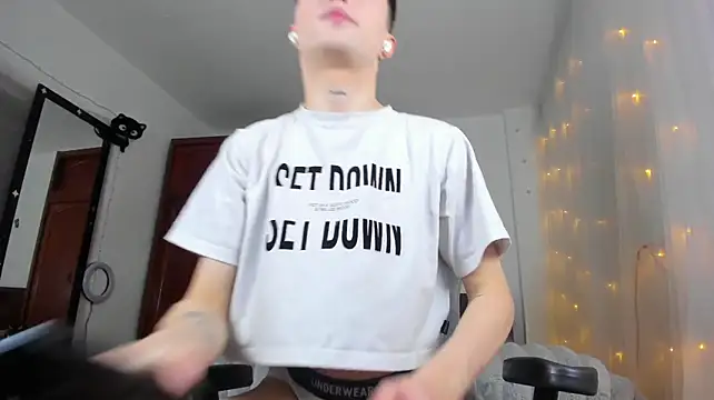 Chat +18 de SebastianHilton ao vivo