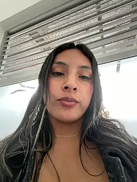 แชท XXX สดของ Cami_Leon2