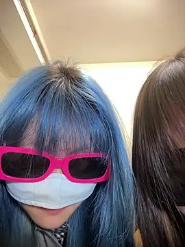 Rocket-Girl Chat XXX in diretta