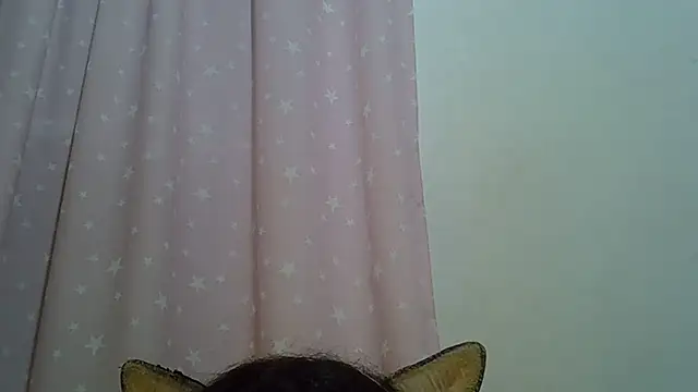 Chat XXX ao vivo de SkinnyKitten