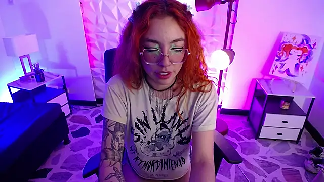 mere_in_redd's Live XXX Chat