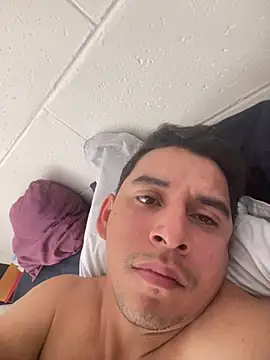 Suavicremoso69 Webcam Show