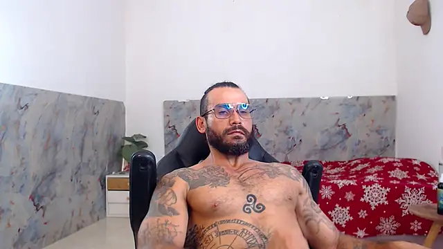 Онлайн чат XXX hanz_col