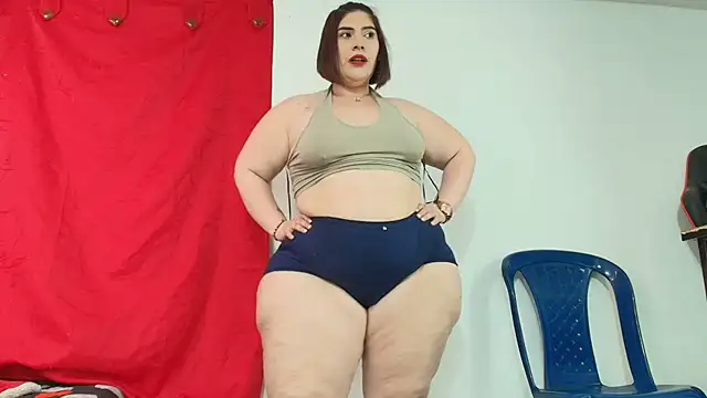 dominant_hipss' Live XXX Chat