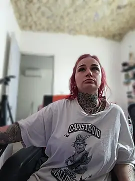 צ'אט XXX בשידור חי של blazed_vixen