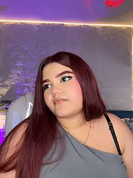 sofii_kitty_ Adlı Modelin Canlı XXX Sohbeti