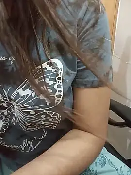 Tanha18 live XXX chat