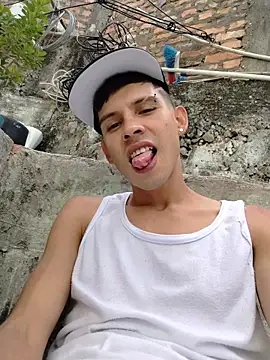 Chat +18 de rrutbel ao vivo