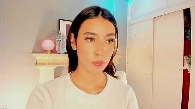 Онлайн чат XXX Nanami_