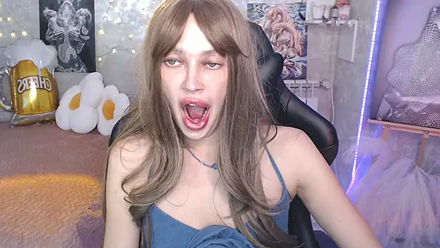 Chat +18 de NickyAdamidi ao vivo