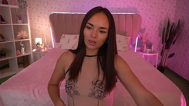 XXX chat uživo modela AsaAkiraa