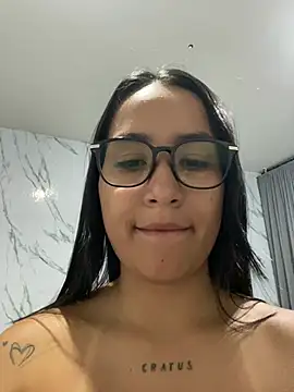 Val12777 Live XXX-chat