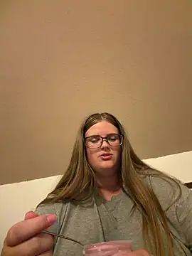 Živý XXX chat CurvyPaar2