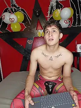 Chat XXX ao vivo de Axel_Romanov