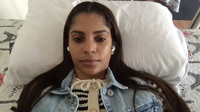 Chat +18 de karlatiburcio ao vivo
