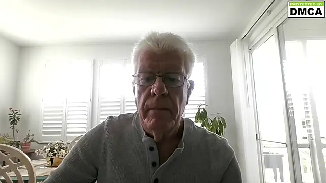 NeoOnSC XXX чат на живо