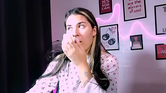 AlisaFrost Chat XXX in diretta