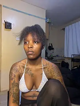 Онлайн ча т XXX midnightdoll1