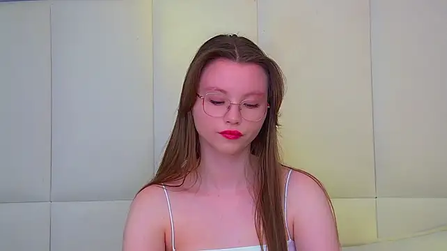 KeiraAsti Chat XXX live