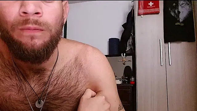 DominanThewolff XXX чат на живо