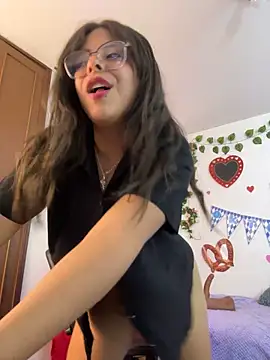Chat XXX en directo de MiaCollinssx