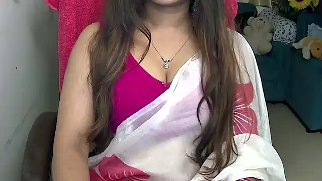 XXX chat uživo modela Cute-Tara