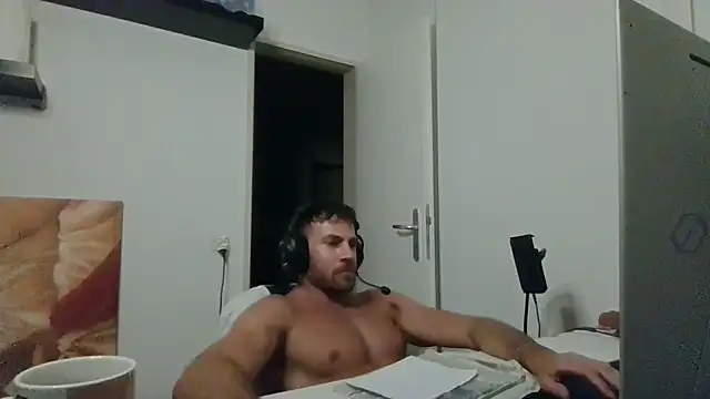 Chatroom XXX en direct de alpha-hunk