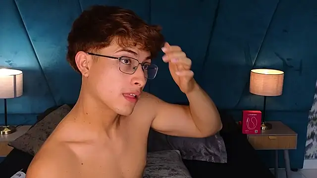 Chat +18 de Aaron_Eze ao vivo