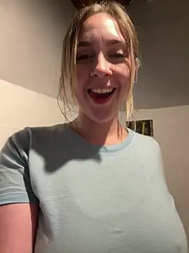 ayebran Chat XXX in diretta