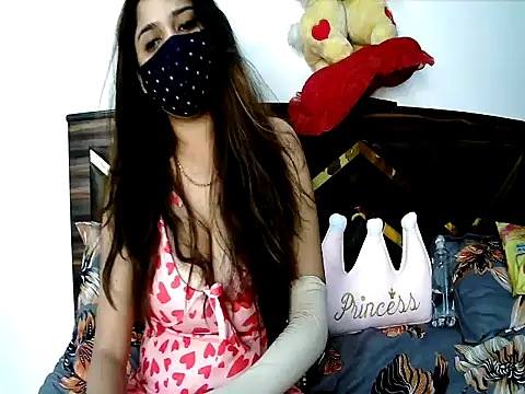 Gloie4u Adlı Modelin Canlı XXX Sohbeti