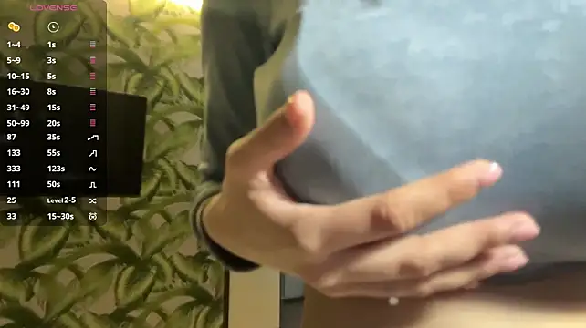 NatalieAnene's Live XXX Chat