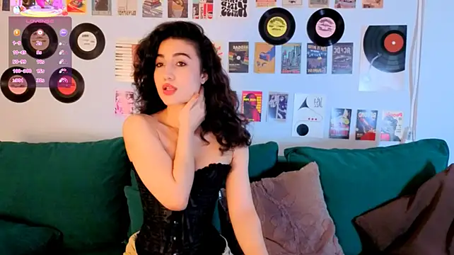 Maya_RogerssのライブXXXチャット