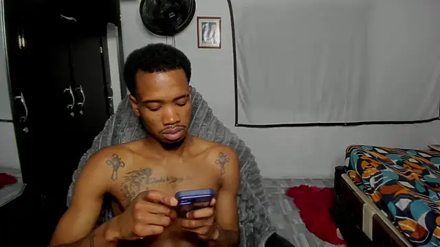 Kofi_exotic_2 现场XXX聊天