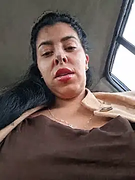 Luianna Chat XXX live