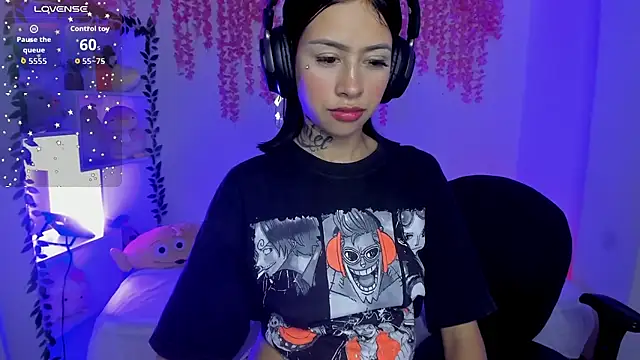 cat_kitty18_'s Live XXX Chat