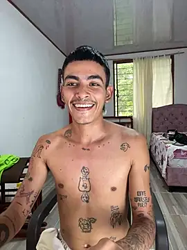 sorry-mom69's Live XXX Chat
