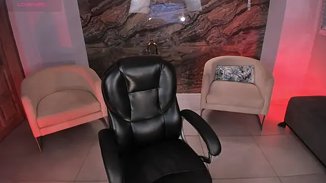 Онлайн чат XXX EveBensonX