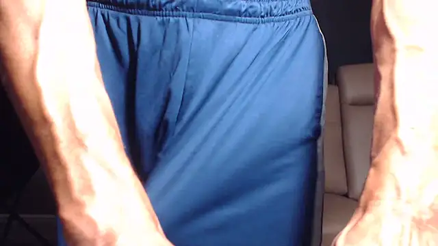 แชท XXX สดของ ThickD2C