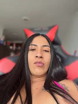 Chat XXX en directo de Pretty7Odette