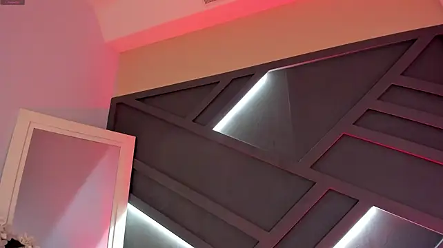ambaar__1のライブXXXチャット